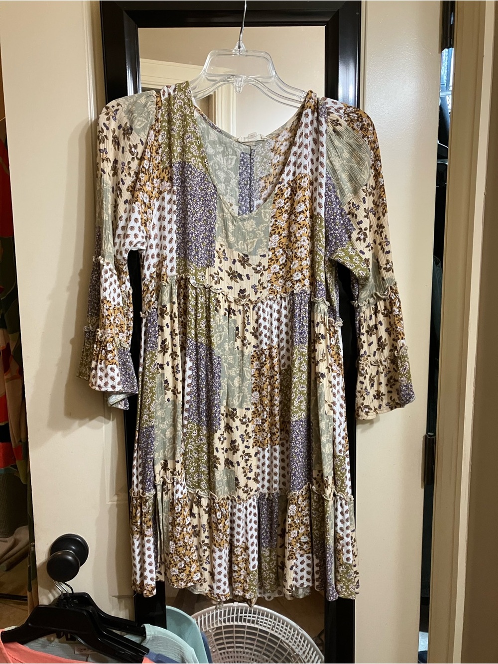 Easel multi color tunic